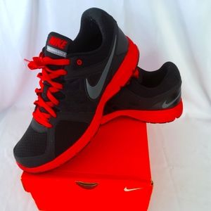 Man's athletic shoe